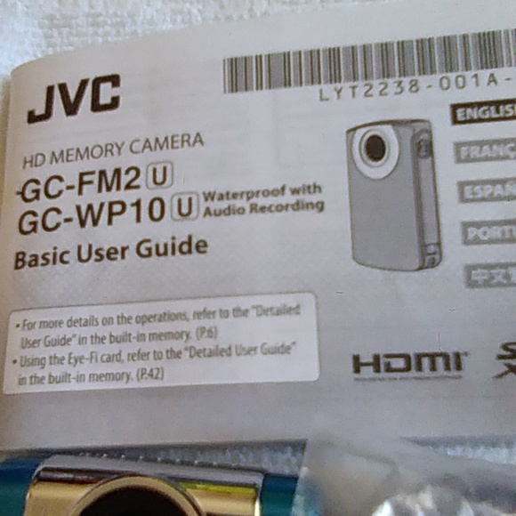 JVC Picsio GC-FM2 HD Memory Camera - Picture 9 of 16